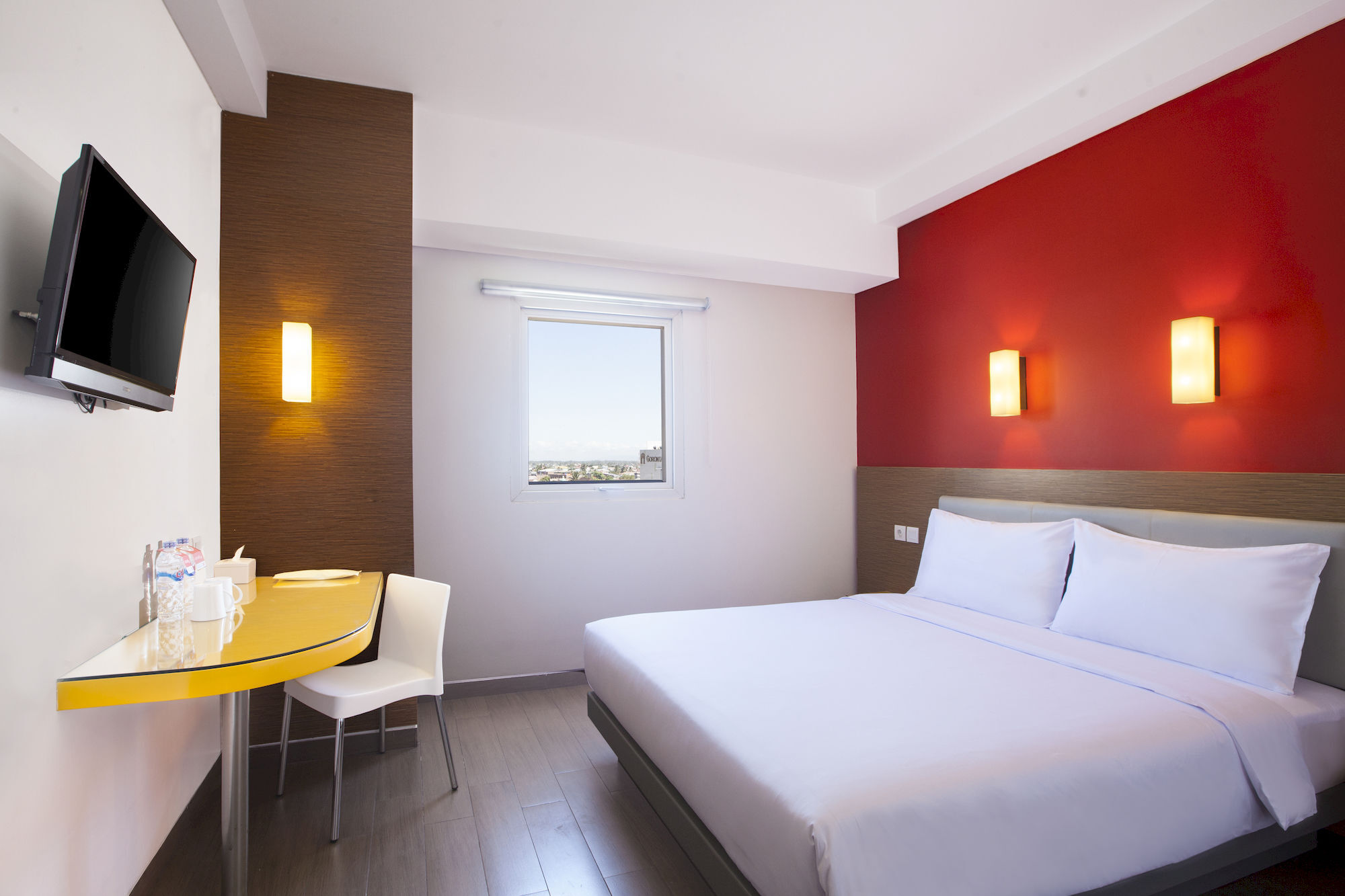 Amaris Hotel Gorontalo Exterior foto